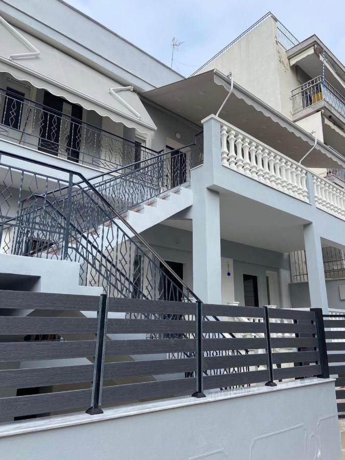Ifos Apartments Thessaloníki Exteriör bild