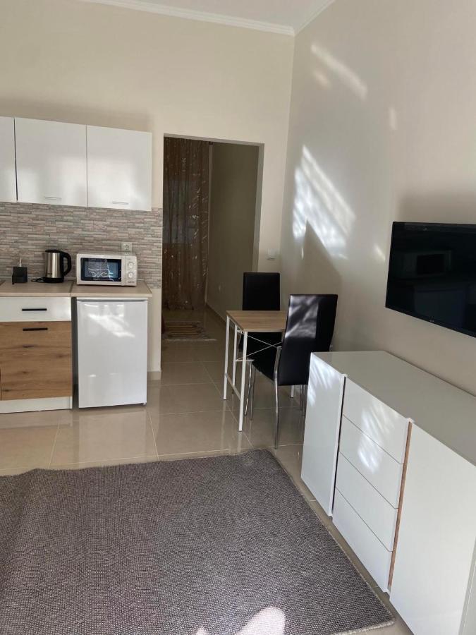 Ifos Apartments Thessaloníki Exteriör bild